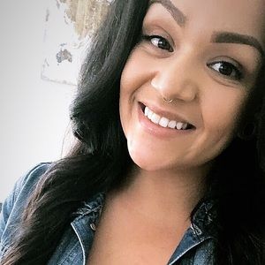 Meet your Posher, Veronica